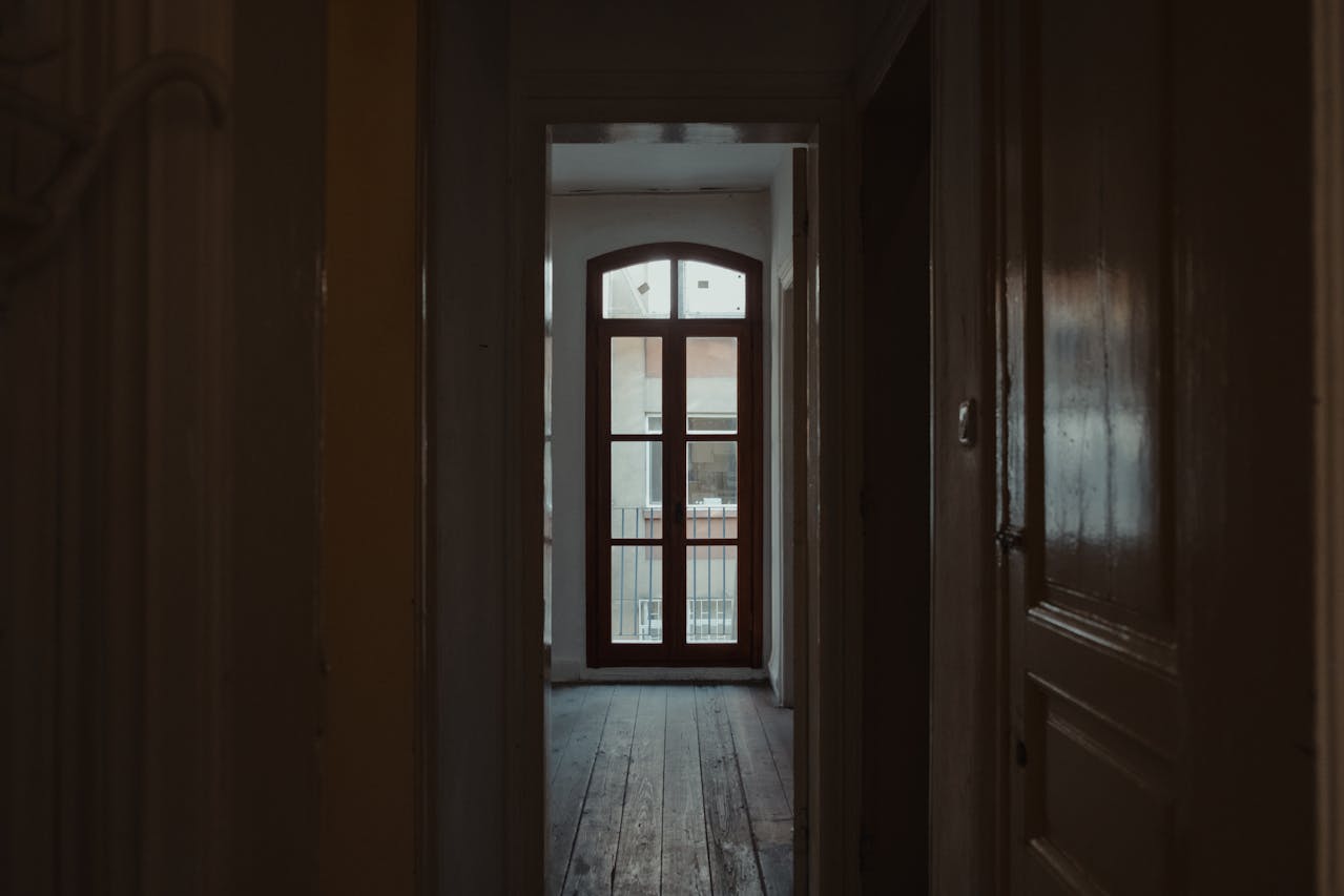 photo of floor to ceiling window